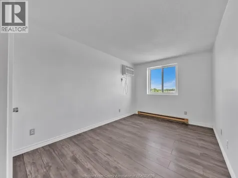 3950 Wyandotte Street East Windsor ON N8Y 1G5