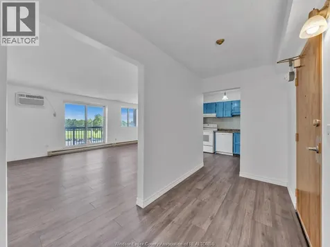 3950 Wyandotte Street East Windsor ON N8Y 1G5