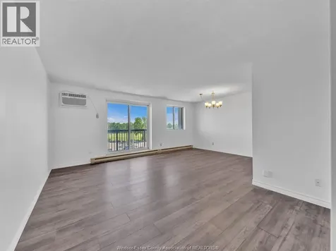 3950 Wyandotte Street East Windsor ON N8Y 1G5