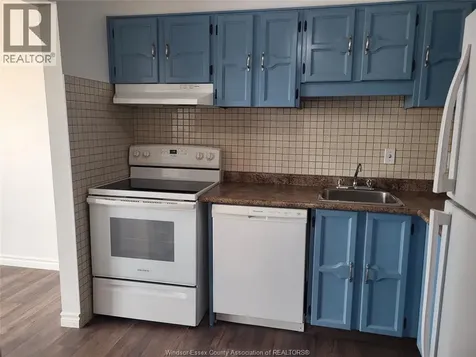 3950 Wyandotte St. East Windsor ON N8Y 1G5