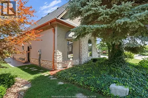 490 Shoreview Windsor ON N8P 1M7