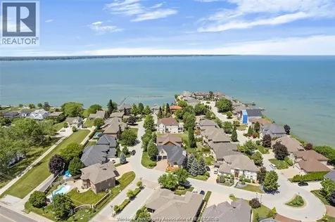 490 Shoreview Windsor ON N8P 1M7