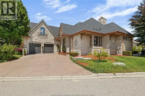 490 Shoreview Windsor ON N8P 1M7