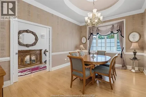 490 Shoreview Windsor ON N8P 1M7