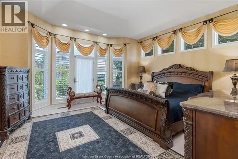 490 Shoreview Windsor ON N8P 1M7