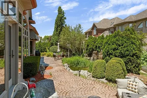 490 Shoreview Windsor ON N8P 1M7