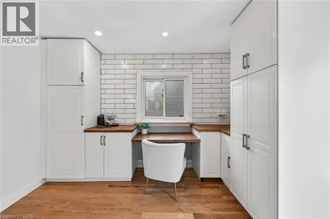 167 Darlington Drive Hamilton ON L9C 2M4
