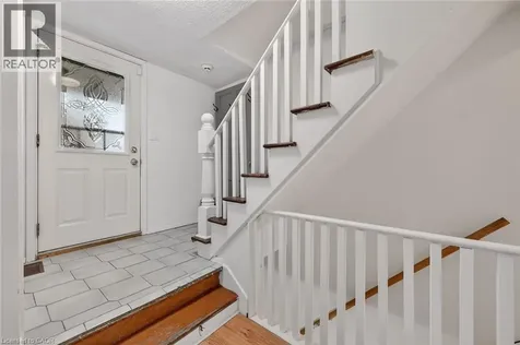 167 Darlington Drive Hamilton ON L9C 2M4