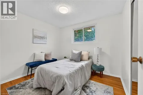 167 Darlington Drive Hamilton ON L9C 2M4