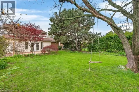 167 Darlington Drive Hamilton ON L9C 2M4