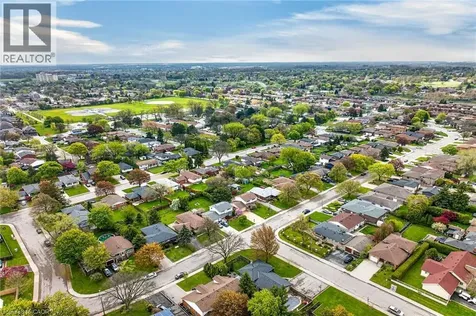 167 Darlington Drive Hamilton ON L9C 2M4