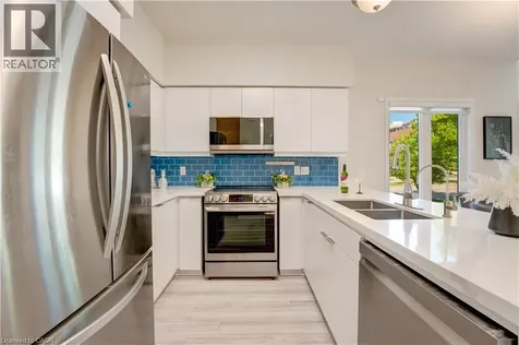 795 Laurelwood Drive Waterloo ON N2V 0A3