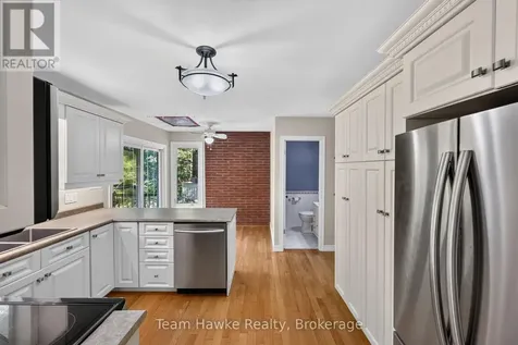321 Glenbrook Drive Midland ON L4R 5G4