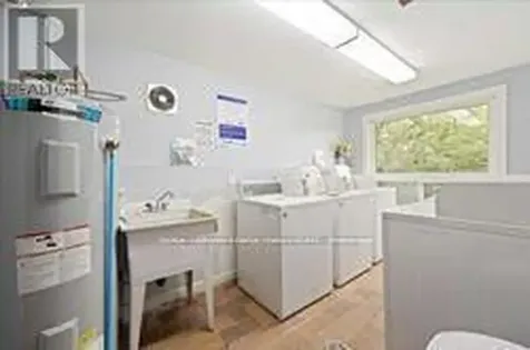 219 Main Street North Uxbridge ON L9P 1C4