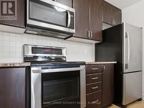 105 Fraser Fields Way Ottawa ON K2J 5V1