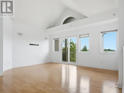 105 Fraser Fields Way Ottawa ON K2J 5V1