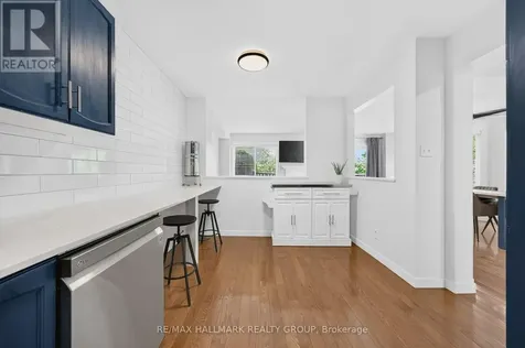 45 Birchbank Crescent Ottawa ON K2M 2J8