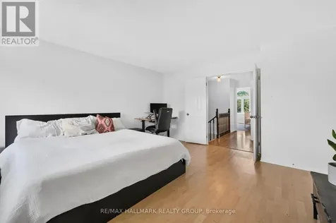 45 Birchbank Crescent Ottawa ON K2M 2J8