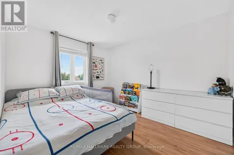 45 Birchbank Crescent Ottawa ON K2M 2J8