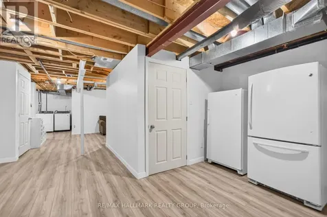 45 Birchbank Crescent Ottawa ON K2M 2J8