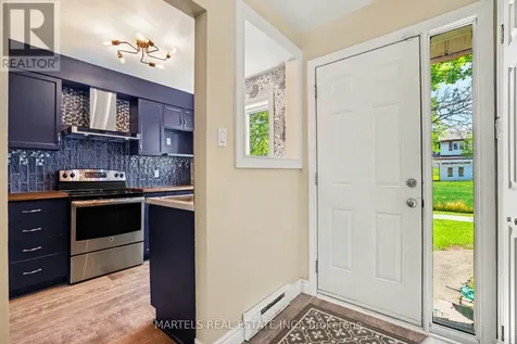 1374 Cedarcroft Crescent Ottawa ON K1B 5C9