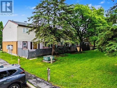 1374 Cedarcroft Crescent Ottawa ON K1B 5C9