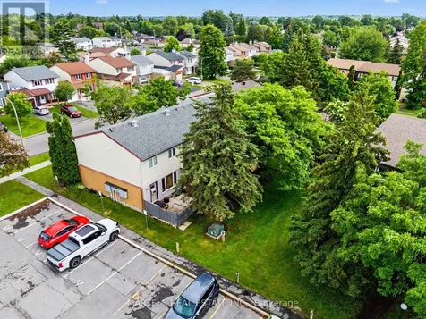 1374 Cedarcroft Crescent Ottawa ON K1B 5C9