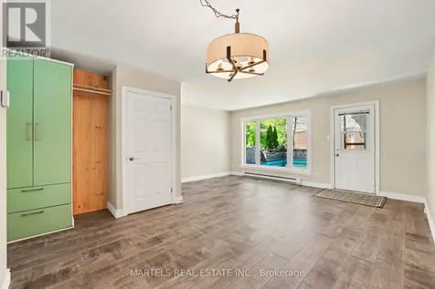 1374 Cedarcroft Crescent Ottawa ON K1B 5C9
