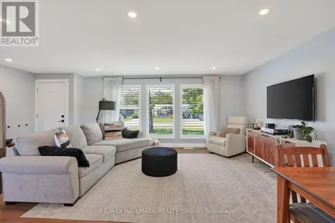 1583 Maxime Street Ottawa ON K1B 3K9