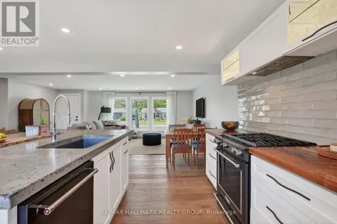 1583 Maxime Street Ottawa ON K1B 3K9