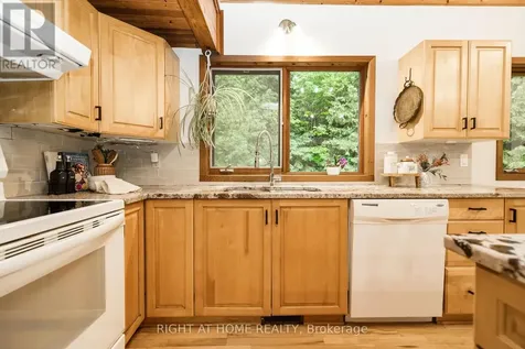 1828 Burnt Lands Road Ottawa ON K0A 1L0