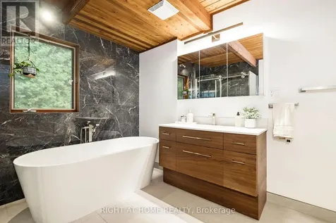 1828 Burnt Lands Road Ottawa ON K0A 1L0