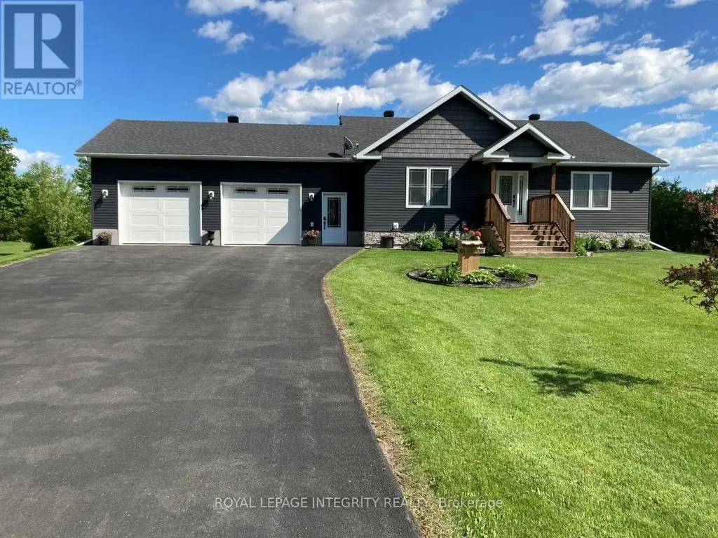 165 Bristow Drive Montague ON K7A 5B8