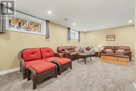 165 Bristow Drive Montague ON K7A 5B8