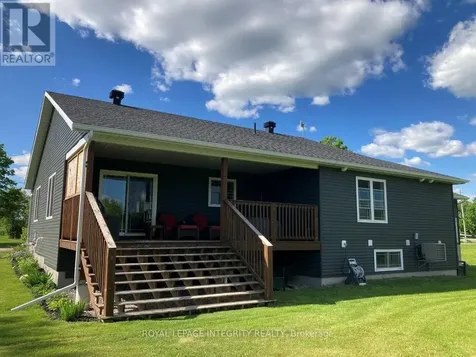 165 Bristow Drive Montague ON K7A 5B8