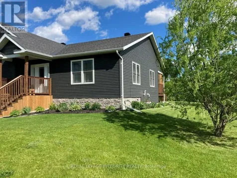 165 Bristow Drive Montague ON K7A 5B8