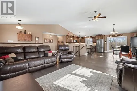 165 Bristow Drive Montague ON K7A 5B8
