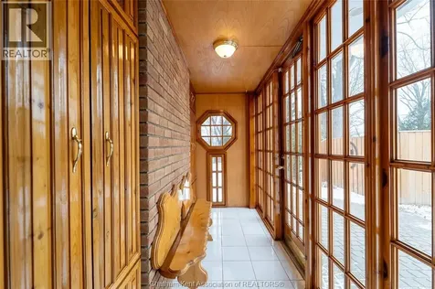 15 Detroit Drive Chatham ON N7M 2M2