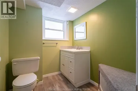 15 Detroit Drive Chatham ON N7M 2M2