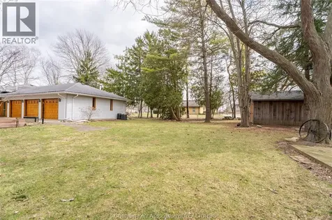 15 Detroit Drive Chatham ON N7M 2M2
