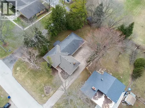 15 Detroit Drive Chatham ON N7M 2M2