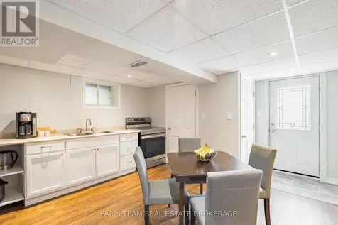 10 Karen Crescent Orillia ON L3V 3H1