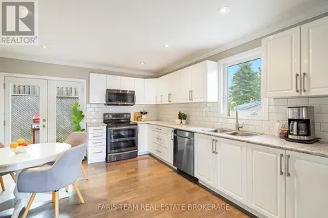 10 Karen Crescent Orillia ON L3V 3H1