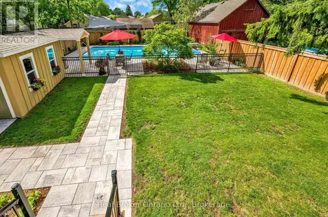 739 Colborne Street Brantford ON N3S 3R9