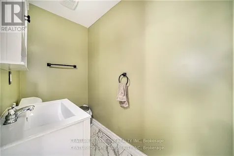 25 Kensington Avenue Smiths Falls ON K7A 2K6