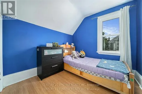 25 Kensington Avenue Smiths Falls ON K7A 2K6