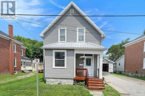 25 Kensington Avenue Smiths Falls ON K7A 2K6
