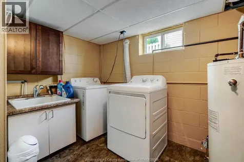 72 Hodgins Street Leamington ON N8H 2N7