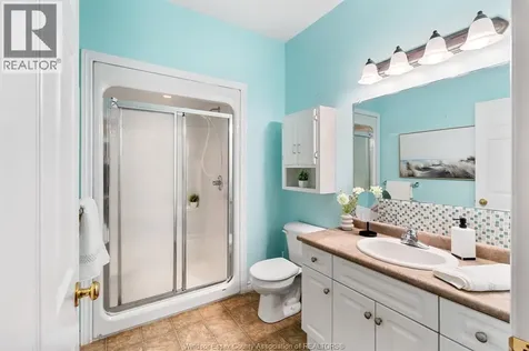 15 Oakgrove Lane Chatham ON N7L 5R9