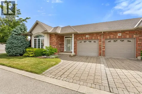 15 Oakgrove Lane Chatham ON N7L 5R9